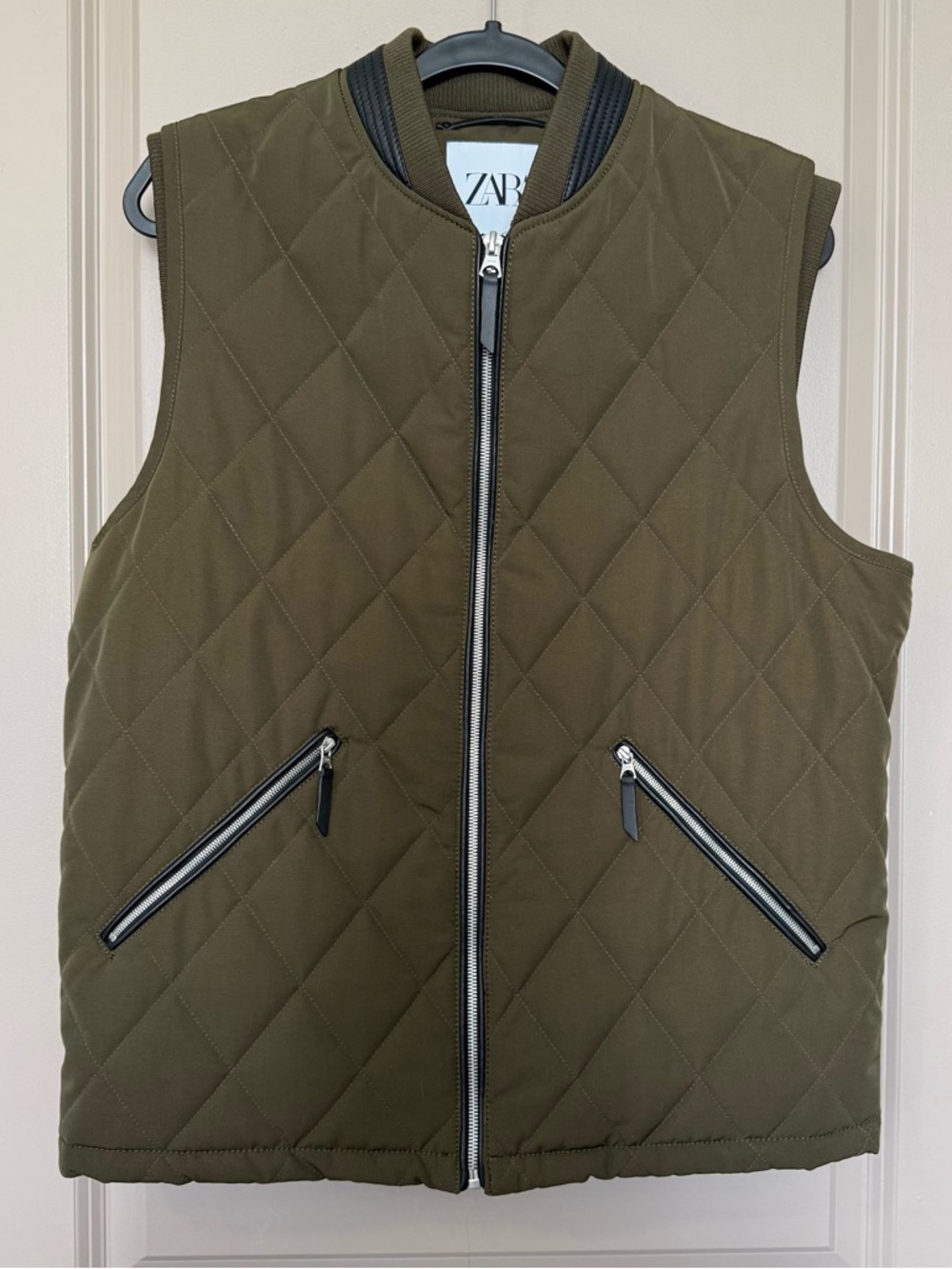 Zara Olive Green Quilted Puffer Vest Repreve Thermal Insulation Medium